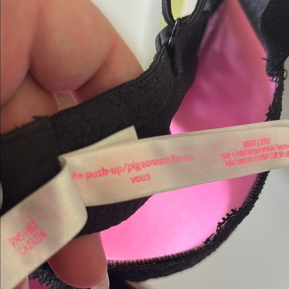 PINK Victoria's Secret Date Push-Up Bra - Picture 4 of 4